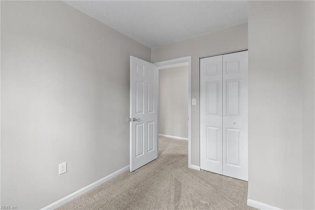 12734 Woodside LN, Newport News, VA 23602