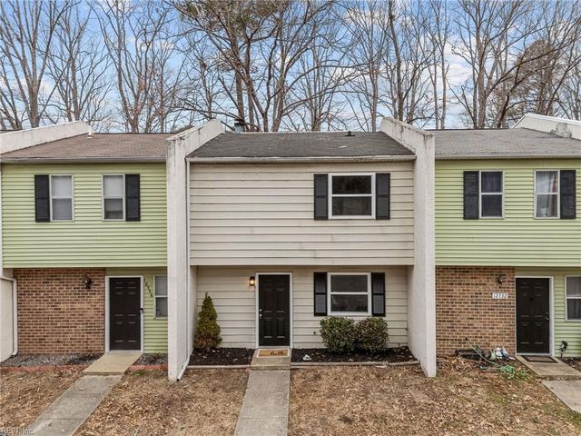 12734 Woodside LN, Newport News, VA 23602