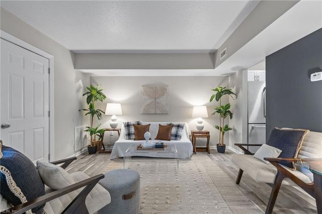 12734 Woodside LN, Newport News, VA 23602