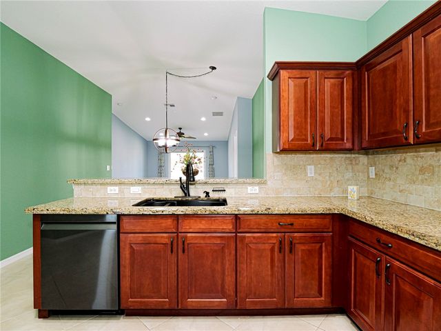 5563 43rd Court, Vero Beach, FL 32967