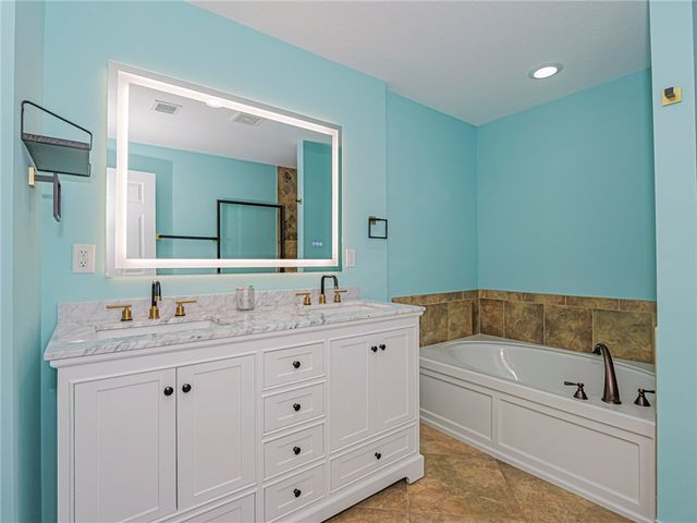 5563 43rd Court, Vero Beach, FL 32967