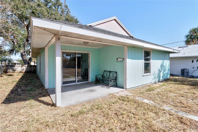 219 15th Place, Vero Beach, FL 32962