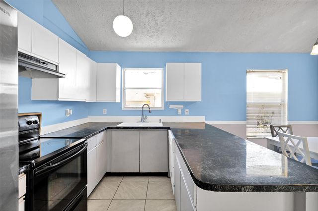 219 15th Place, Vero Beach, FL 32962