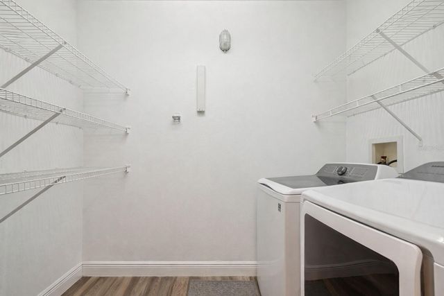 9811 W PARK VILLAGE DRIVE, Tampa, FL 33626