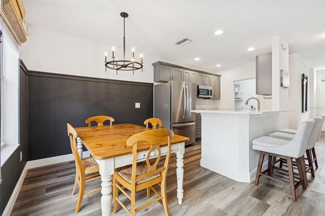 9811 W PARK VILLAGE DRIVE, Tampa, FL 33626