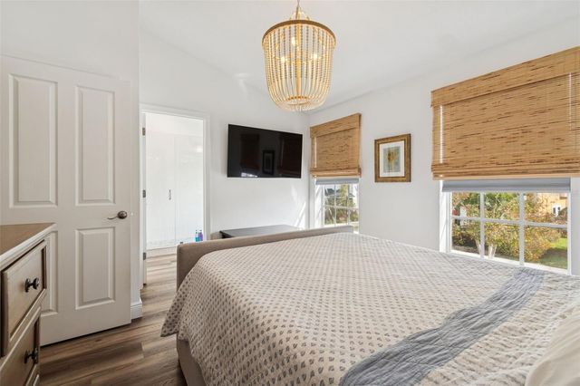 9811 W PARK VILLAGE DRIVE, Tampa, FL 33626