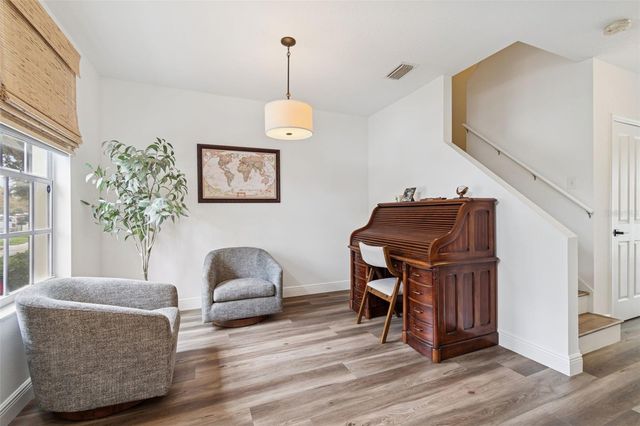 9811 W PARK VILLAGE DRIVE, Tampa, FL 33626