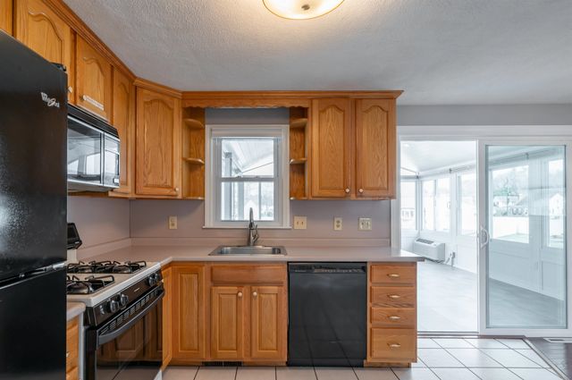 3 Appaloosa Place, Nashua, NH 03062