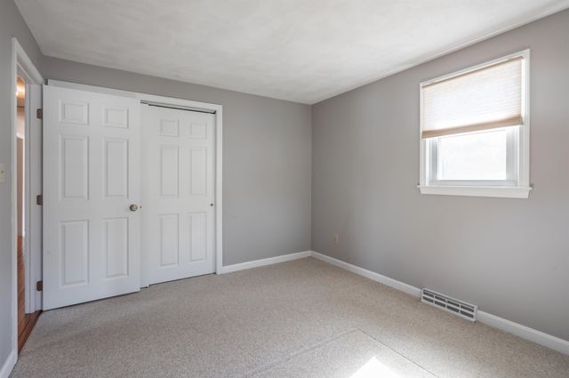 3 Appaloosa Place, Nashua, NH 03062