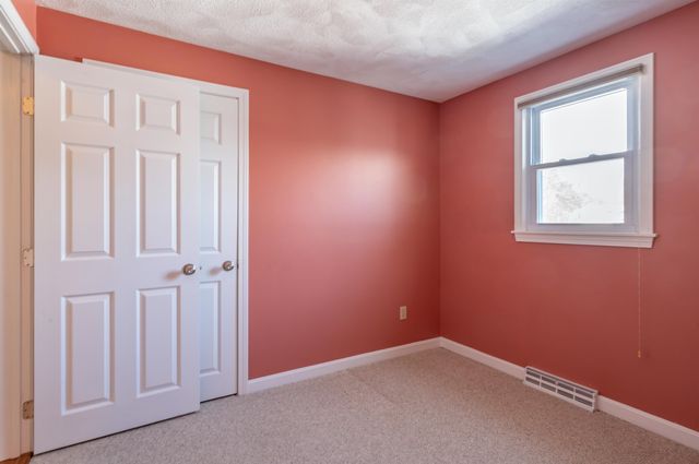 3 Appaloosa Place, Nashua, NH 03062