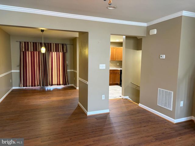 54 BRANDENBURG DR, Falling Waters, WV 25419