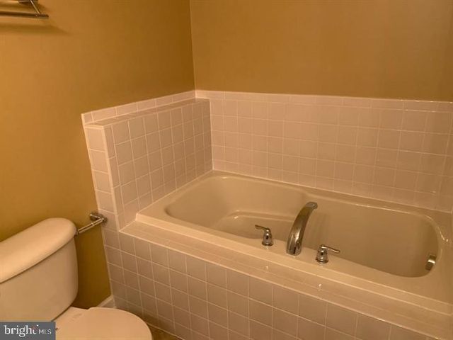 54 BRANDENBURG DR, Falling Waters, WV 25419