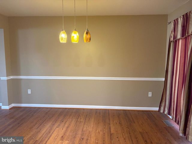 54 BRANDENBURG DR, Falling Waters, WV 25419
