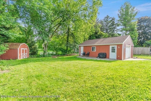 921 E Columbia Street, Mason, MI 48854