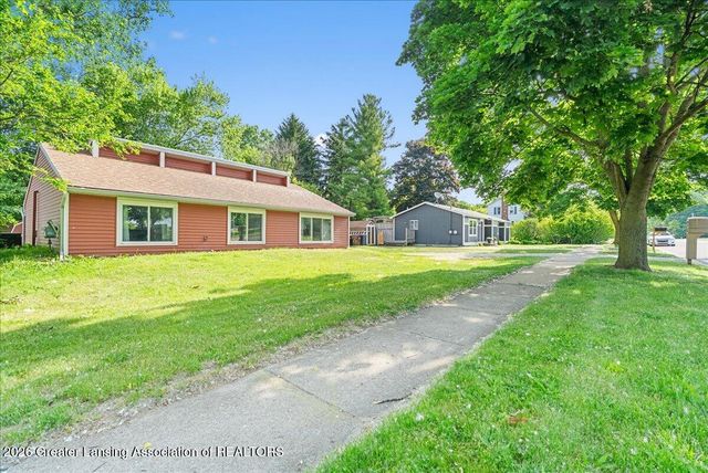 921 E Columbia Street, Mason, MI 48854