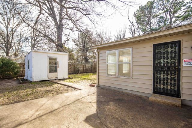 1750 SEA ISLE RD, Memphis, TN 38117