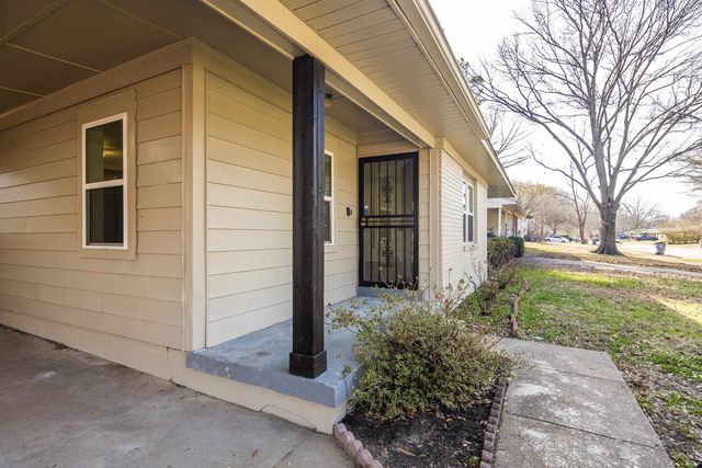 1750 SEA ISLE RD, Memphis, TN 38117