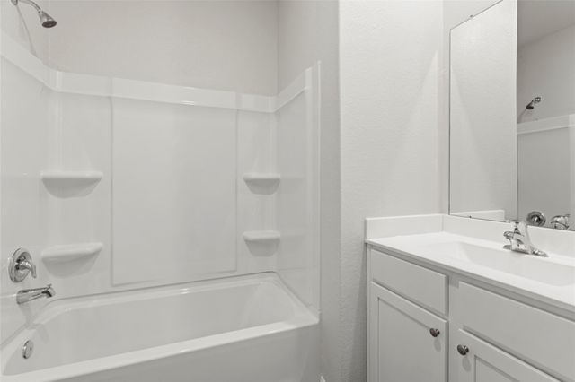 2514 Green Jasper Drive, Iowa Colony, TX 77583