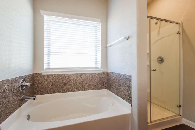 26 Road 5102f, Cleveland, TX 77327