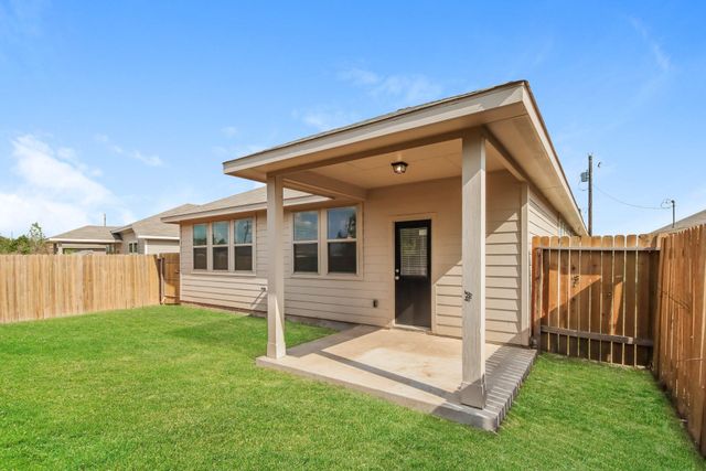 26 Road 5102f, Cleveland, TX 77327