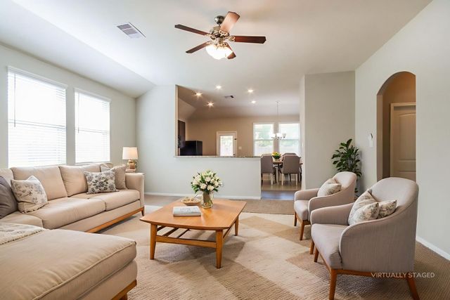 26 Road 5102f, Cleveland, TX 77327