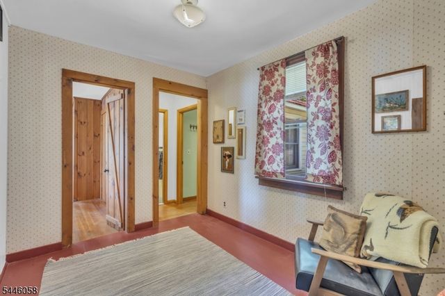 22 Ithanell Rd, Hopatcong Boro, NJ 07843