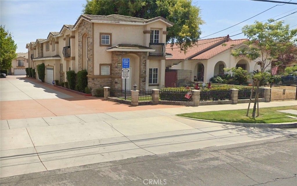 535 W D Street D, Ontario, CA 91762