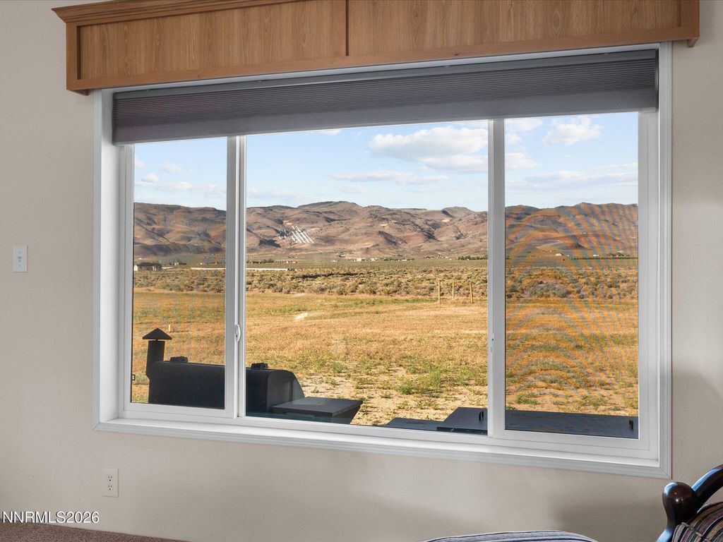 Image 10 of property listing at 4555 Amy Road, Reno, NV 89510