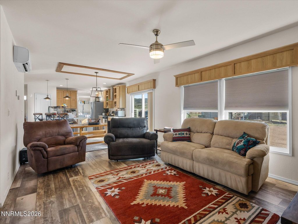 Image 19 of property listing at 4555 Amy Road, Reno, NV 89510