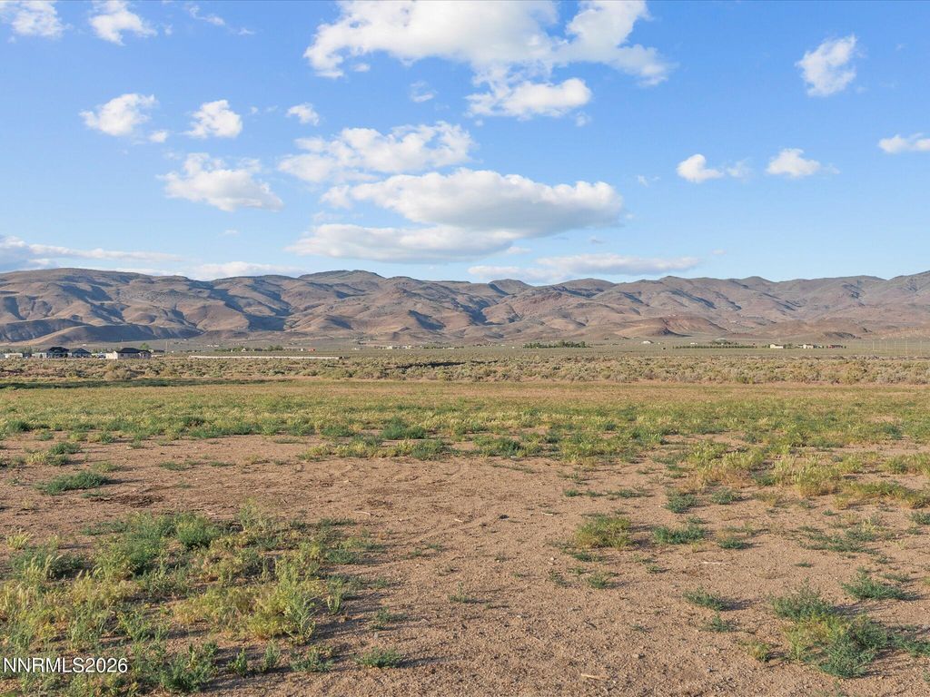 Image 36 of property listing at 4555 Amy Road, Reno, NV 89510