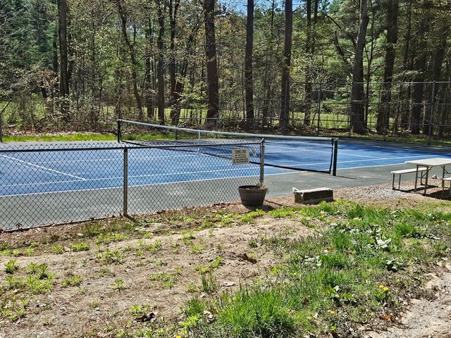 135 Walker Pond Rd, Sturbridge, MA 01566