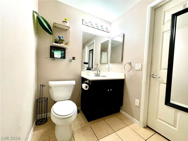 10553 Pine Glen Avenue 107, Las Vegas, NV 89144