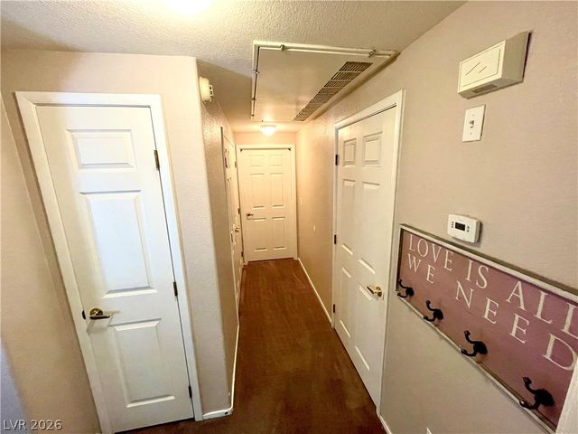 10553 Pine Glen Avenue 107, Las Vegas, NV 89144