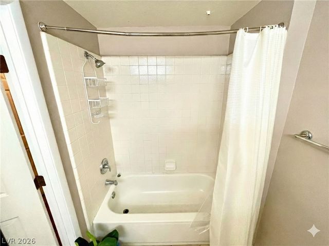 10553 Pine Glen Avenue 107, Las Vegas, NV 89144