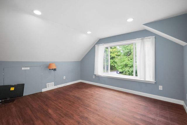 31 Brook St, East Longmeadow, MA 01028
