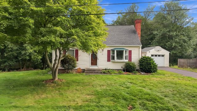 31 Brook St, East Longmeadow, MA 01028