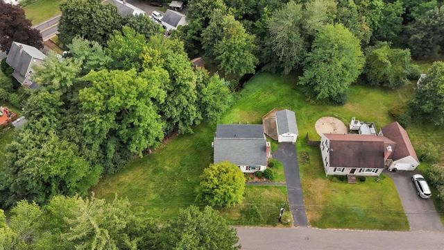 31 Brook St, East Longmeadow, MA 01028