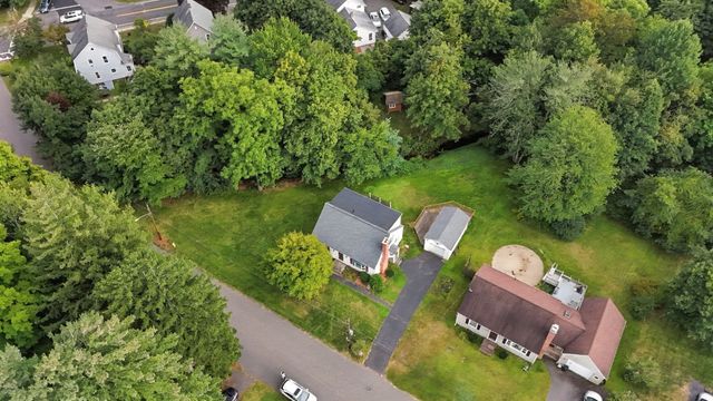 31 Brook St, East Longmeadow, MA 01028