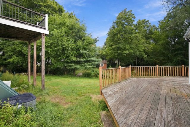 31 Brook St, East Longmeadow, MA 01028