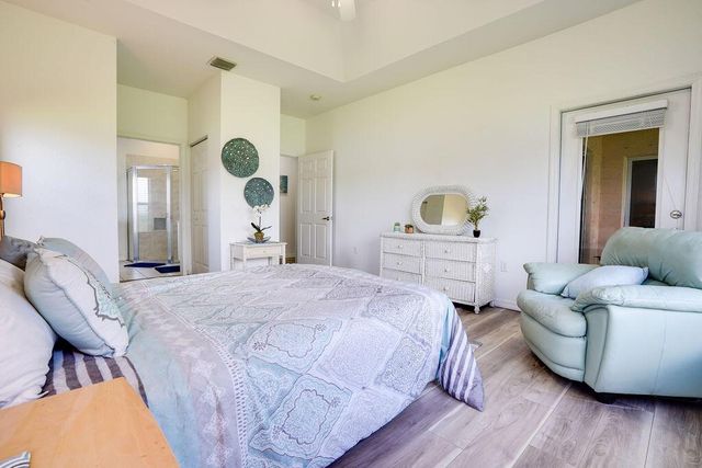 1824 Sandhill Crane B1 Drive 1, Fort Pierce, FL 34982
