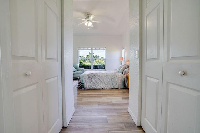 1824 Sandhill Crane B1 Drive 1, Fort Pierce, FL 34982