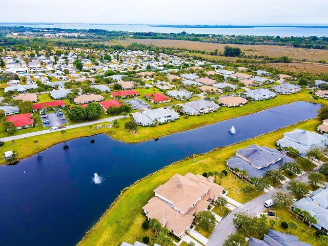 1824 Sandhill Crane B1 Drive 1, Fort Pierce, FL 34982