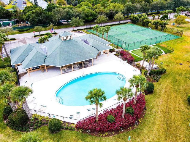 1824 Sandhill Crane B1 Drive 1, Fort Pierce, FL 34982