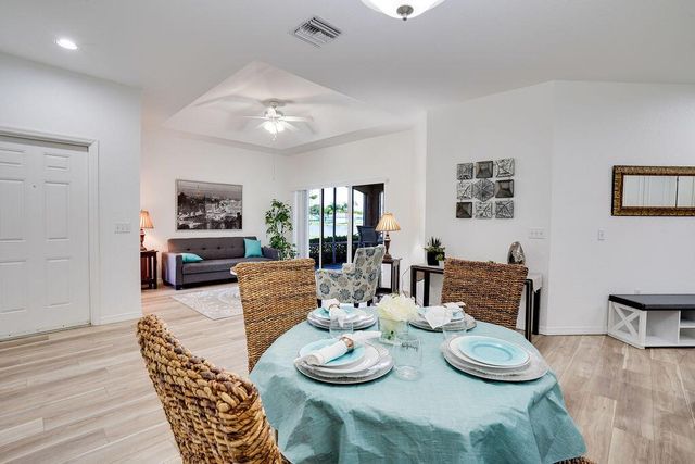 1824 Sandhill Crane B1 Drive 1, Fort Pierce, FL 34982