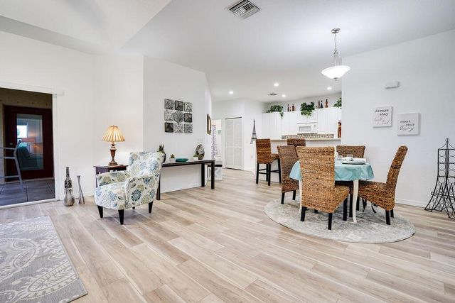 1824 Sandhill Crane B1 Drive 1, Fort Pierce, FL 34982