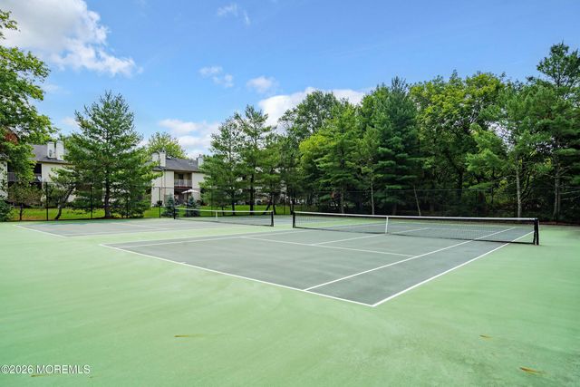 25 Wyeth Drive 11, Freehold, NJ 07728