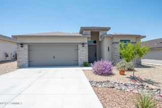 2970 St Charles Avenue, Las Cruces, NM 88012