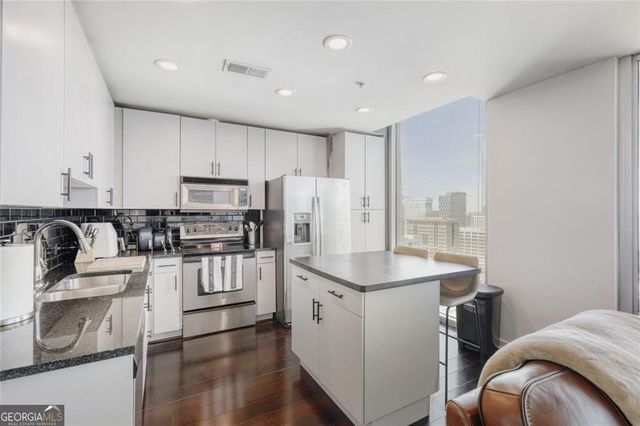860 Peachtree Street NE 2507, Atlanta, GA 30308