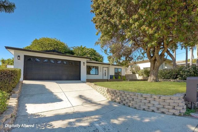 1350 Marabou Lane, Vista, CA 92083