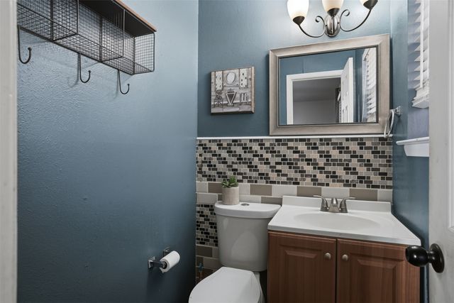 145 Bob White Road, Denison, TX 75020